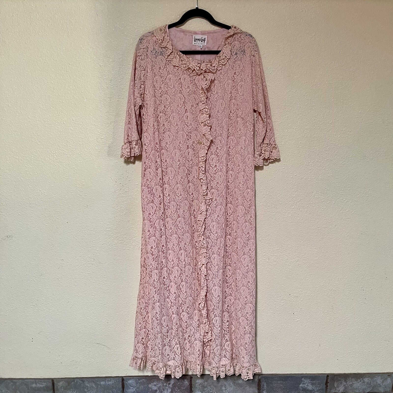 Vintage Lounge craft Original Full Lace Pink Long Peignoir Robe Sz Med – Lg