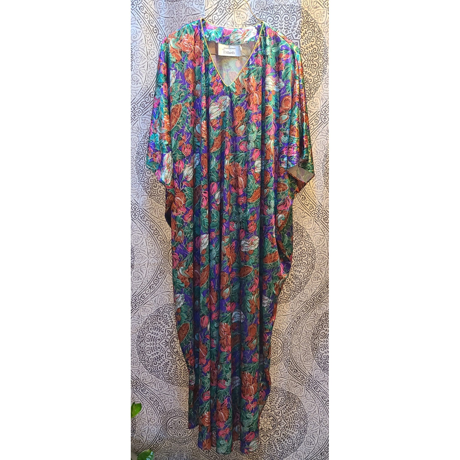 David Brown for Dillard&rsquo;s Mumu Kaftan Women OS Multicolor Vintage Floral Gold