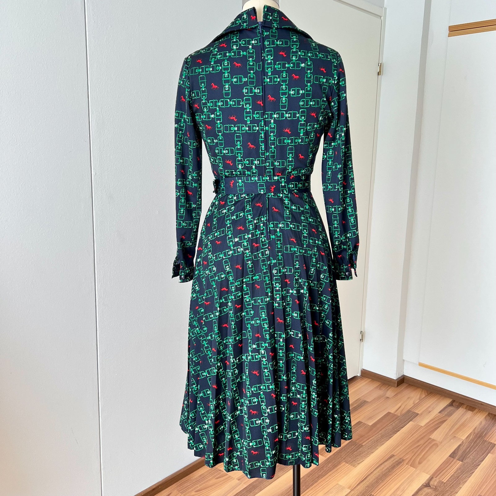 1970s Abstract Print Long Sleeves Pleated Midi Day Dress Aline Retro Mod EU 38