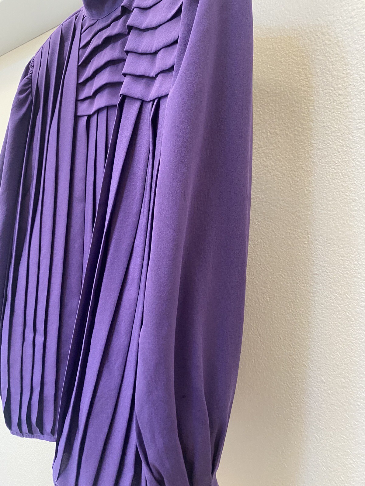 GUCCI Authentic Vintage 80s Purple Silk Pleated L/S Lined Blouse Size 42 Italy