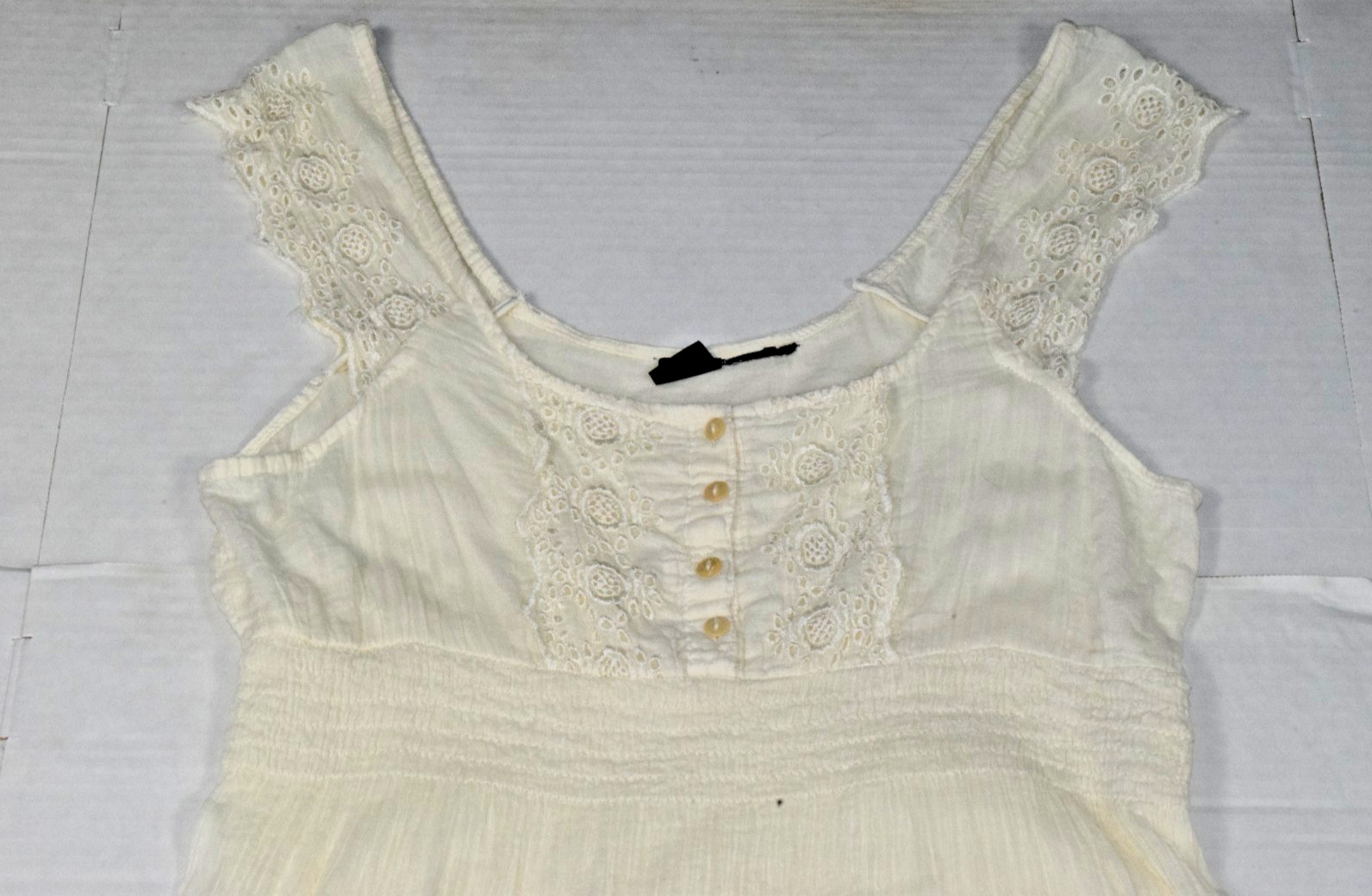 Vintage Dress SR Fashion Size M Y2K Ivory Gauzy Cotton Eyelet Lace Trim Layered