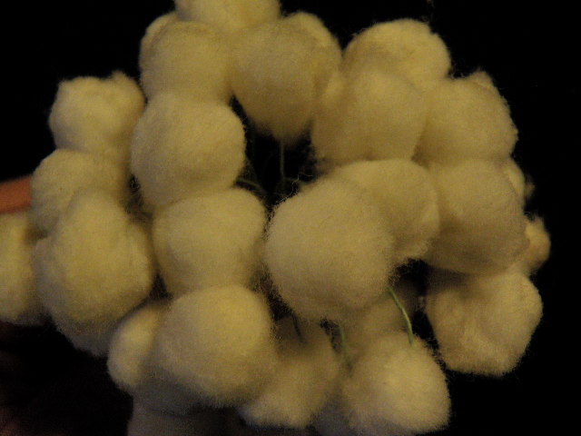 Vintage Millinery Flower White Chenille Puff Stamen 36pcLot Hat Wedding Hair KX7