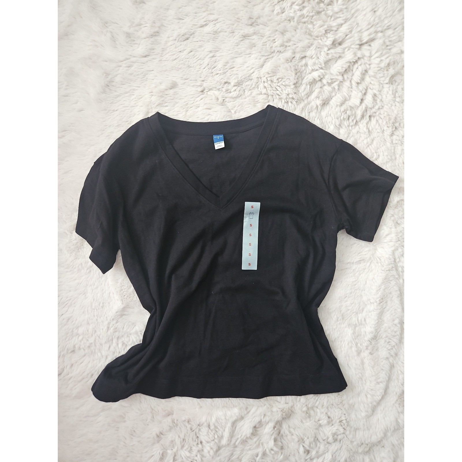 Old Navy Vintage Tee Small Black V-Neck Short Sleeve Cotton T-Shirt NWT