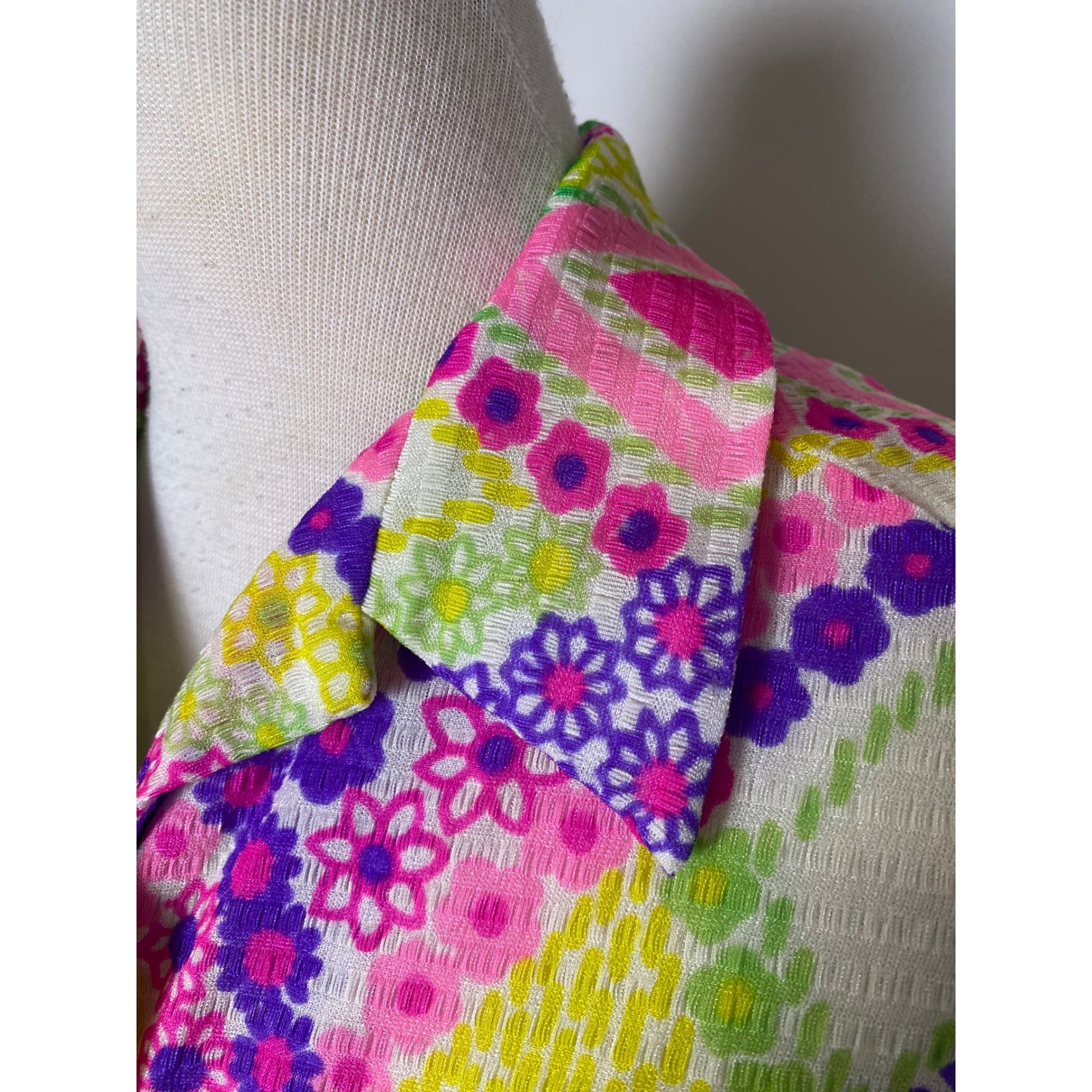 Vintage 60s Psychedelic Floral Geometric Button Up Blouse Pink Purple Green Neon