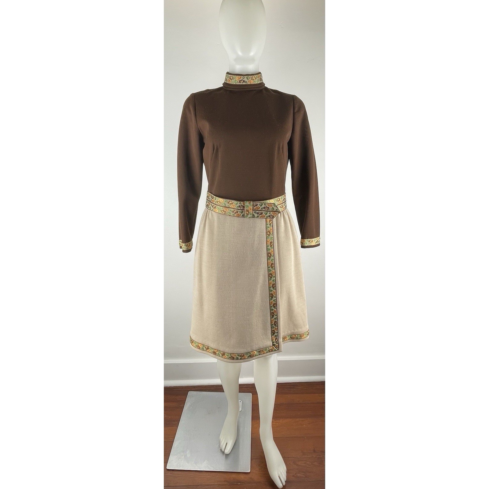 Vintage 60s/70s Homemade Brown Knit Belted Knee Length Dress Retro Trim Medium