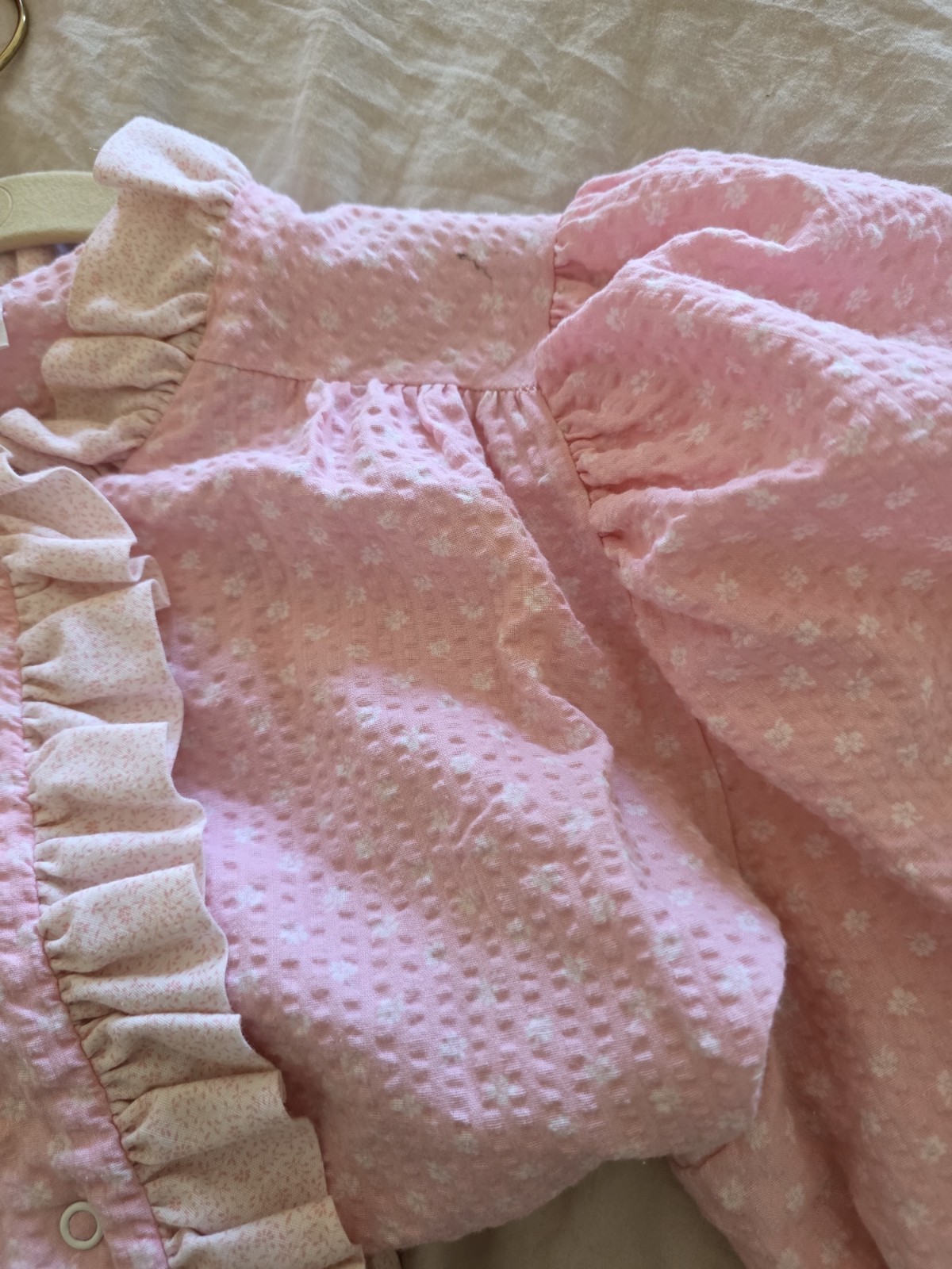 Vintage Miss Elaine Ruffle Pink Floral Nightgown (Medium)