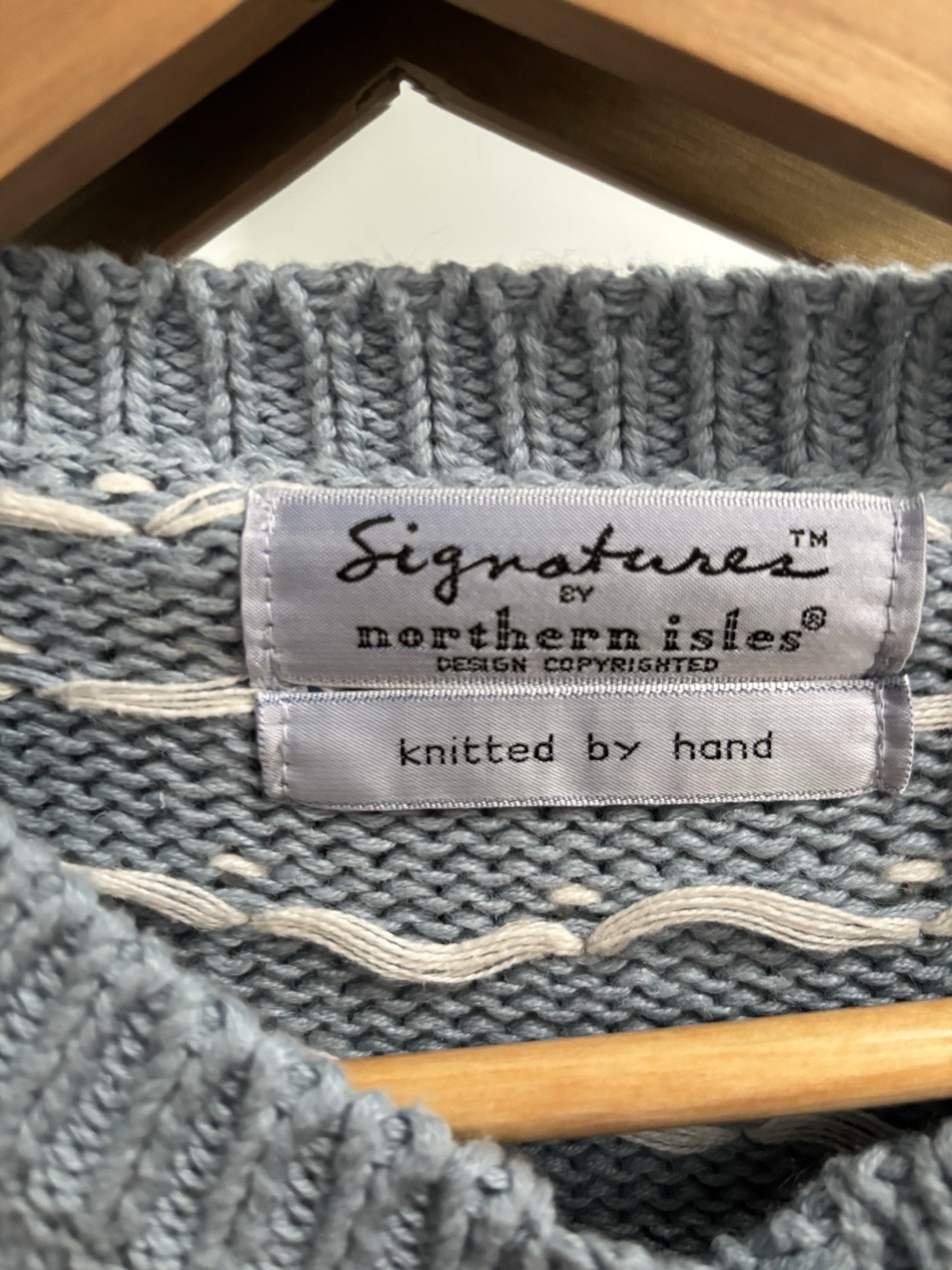 VTG 1990’s Signatures By Northern Isles Pastel Santa Cardigan Hand Knitted Sz M