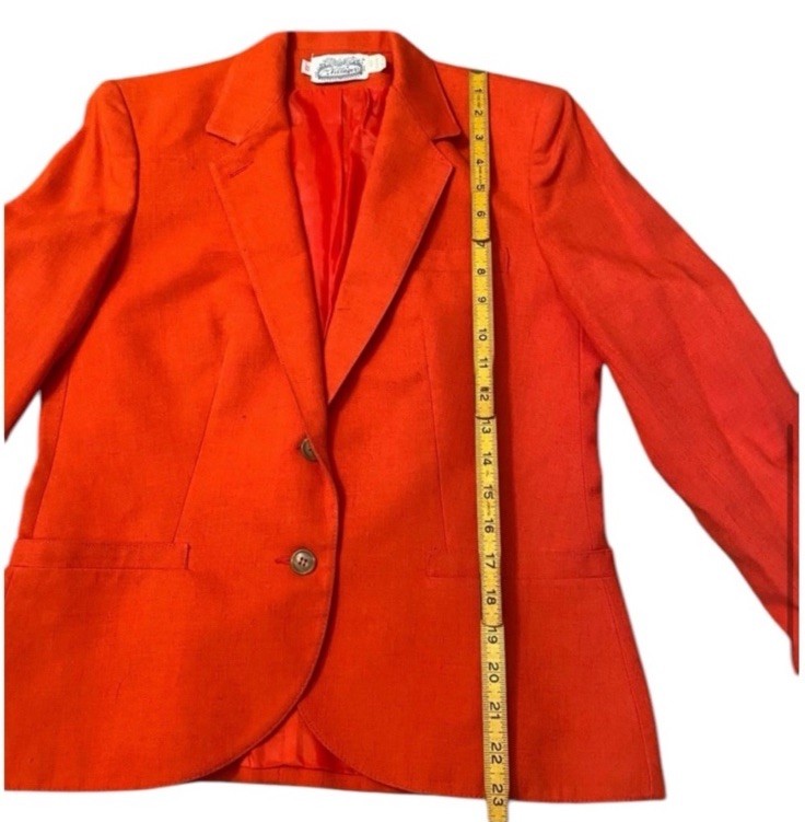 1970’s Vintage The Villager Red Tailored Blazer w Functional Front Pockets Small
