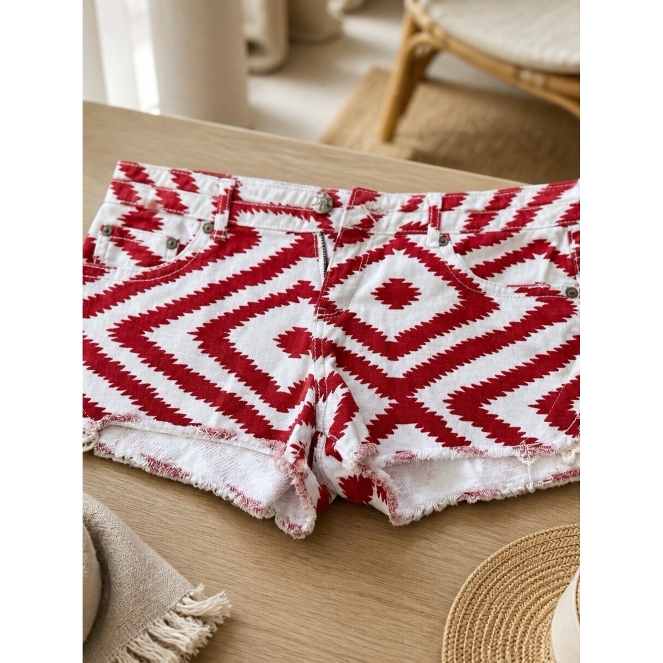 Vanilla Star Red and White Geometric Print Denim Shorts Junior size 13 Shorts