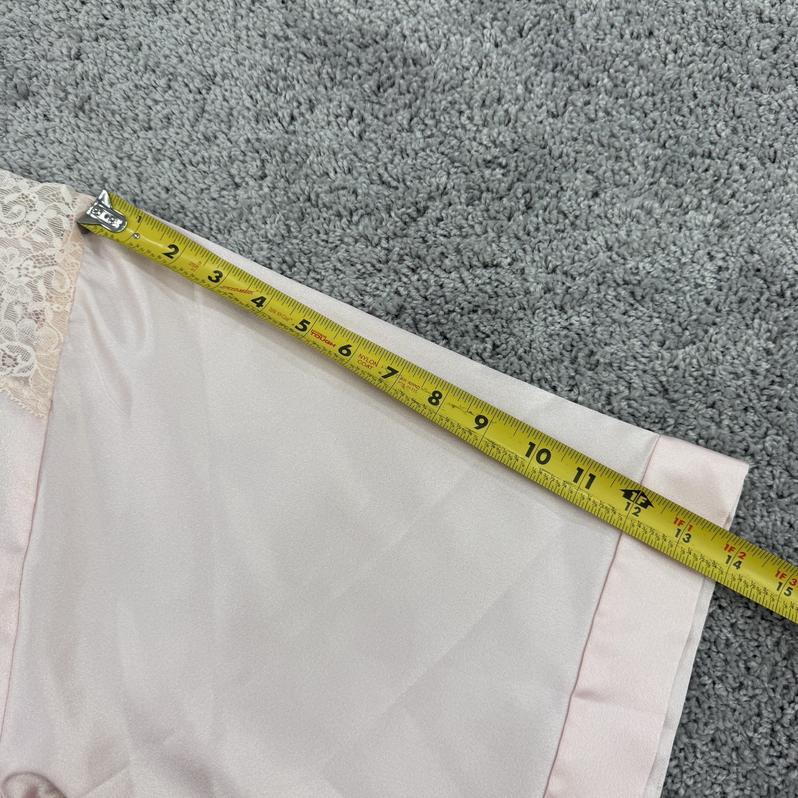 VTG Miss Elaine Satin Robe Womens M Pink Lace Cottagecore Modest Dainty USA Made
