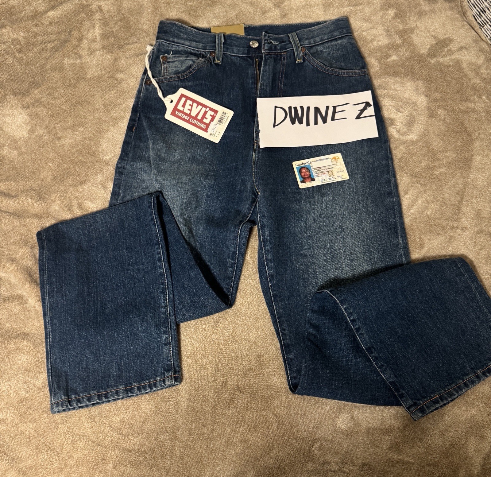 LEVI’S VINTAGE CLOTHING 1950&rsquo;S 701® WOMEN&rsquo;S JEANS SIZE W27 L32