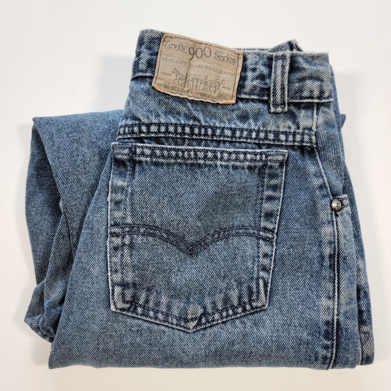 VTG Levi&rsquo;s 900 Series Women&rsquo;s Denim Blue Jeans Dark Blue Stone Wash Size 9 /