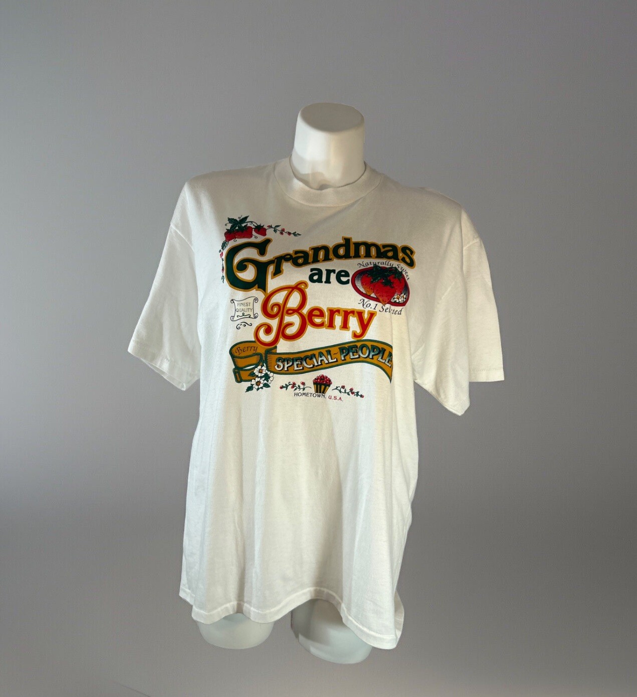 Oneita Tee Grandmas are Berry Special People White Size XXL Short Sleeve T-shirt