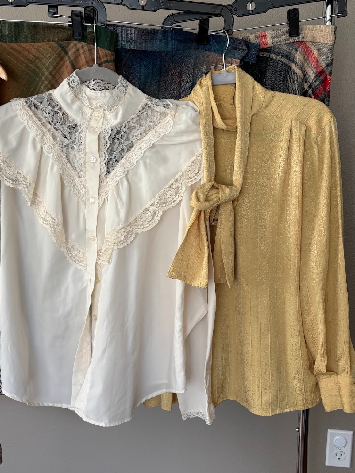 VTG 1960&rsquo;s-70&rsquo;s CLOTHING LOT Wool Fur coat skirts and tops