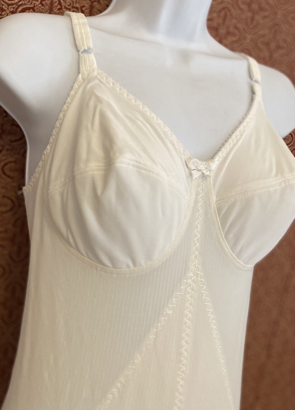 Vintage Montgomery Ward White Nylon One Piece Shaper Style 40C