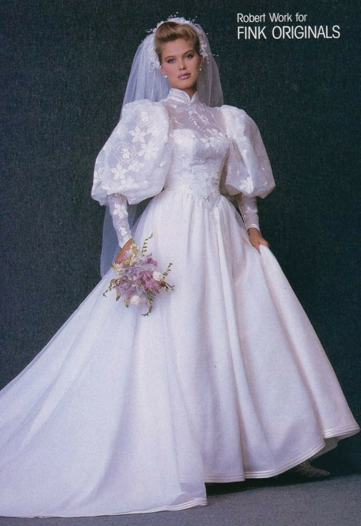 Unbranded Vintage 80s long sleeve Wedding Dress sz 6