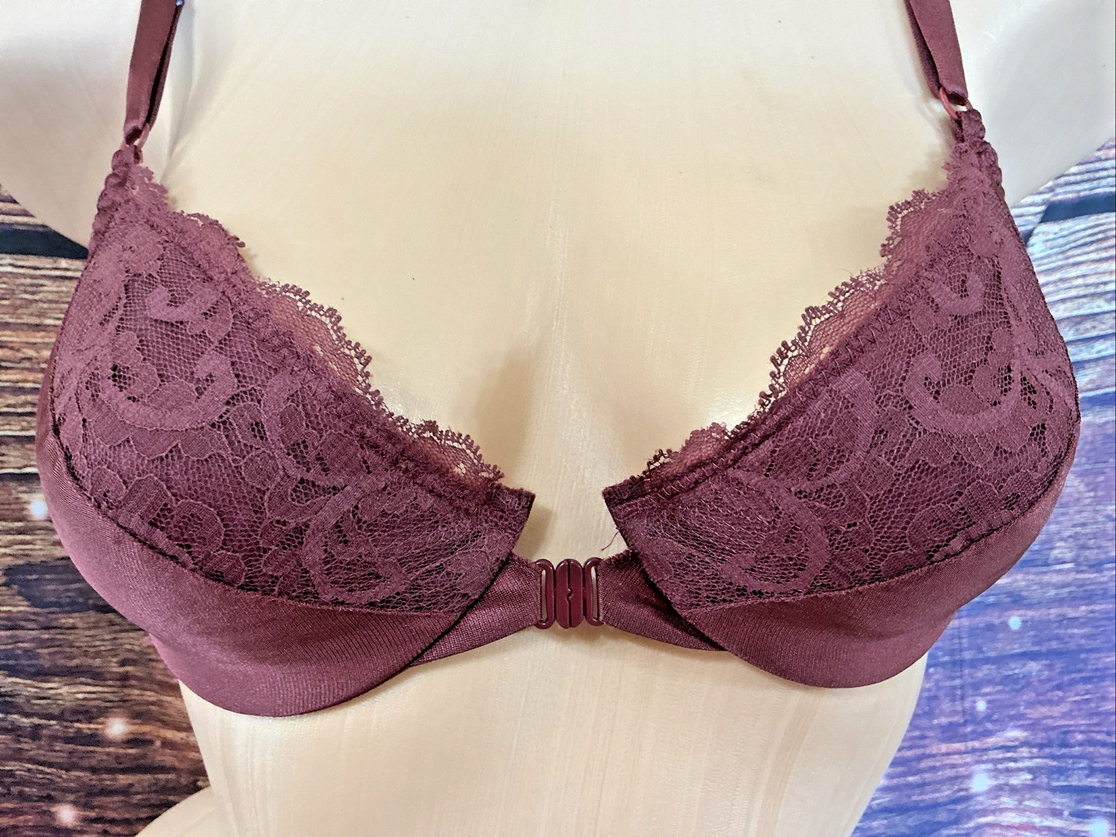 Vintage Maidenform Sweet Nothings Underwire Lace Front Closure Bra Wine 34C
