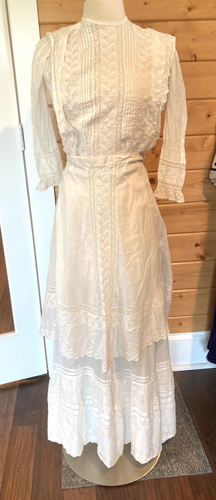 Antique Victorian lawn dress, lace, pin tucks, double tiered skirt XS as is