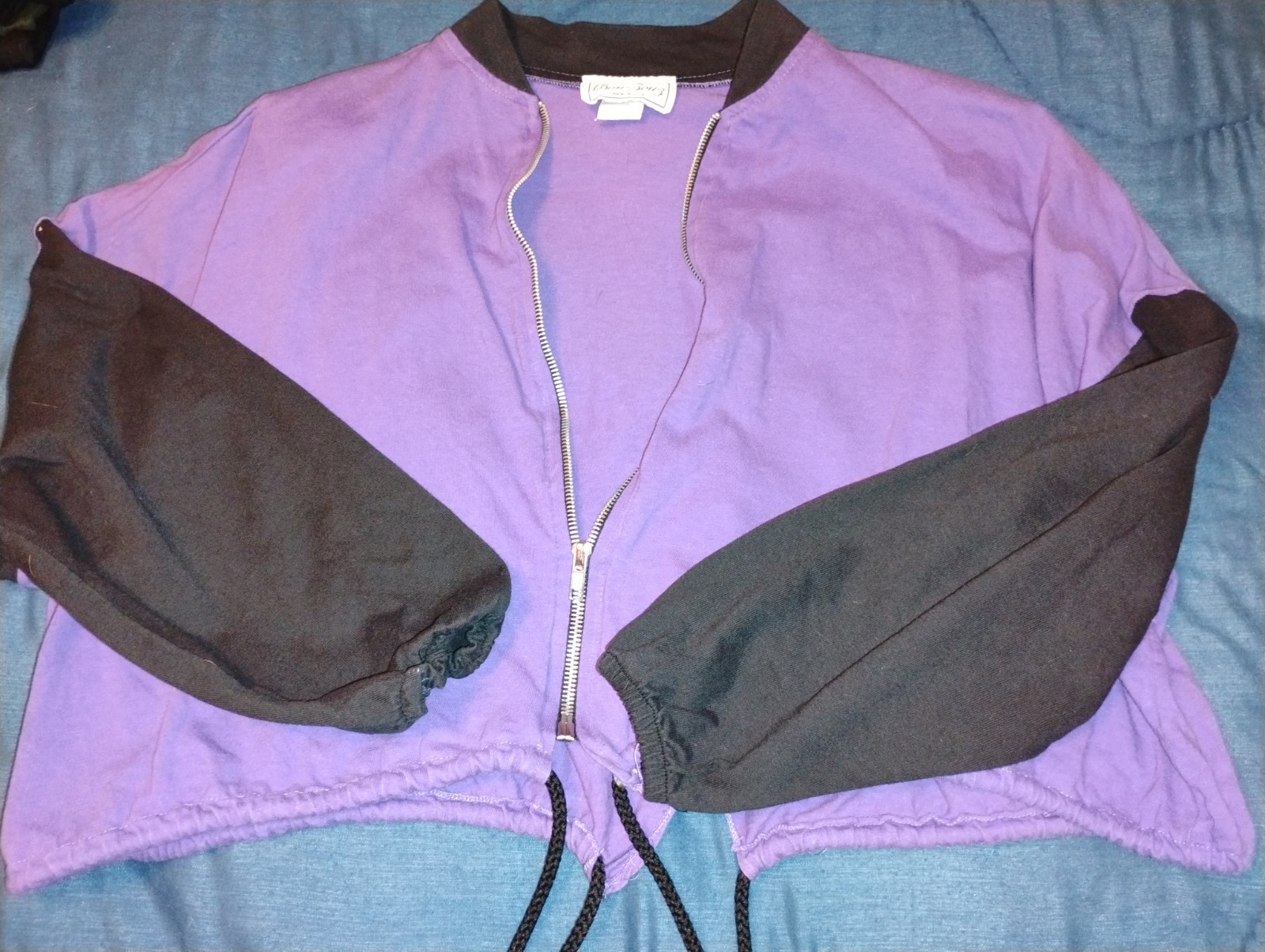 Crop Top – Vintage, Zippered