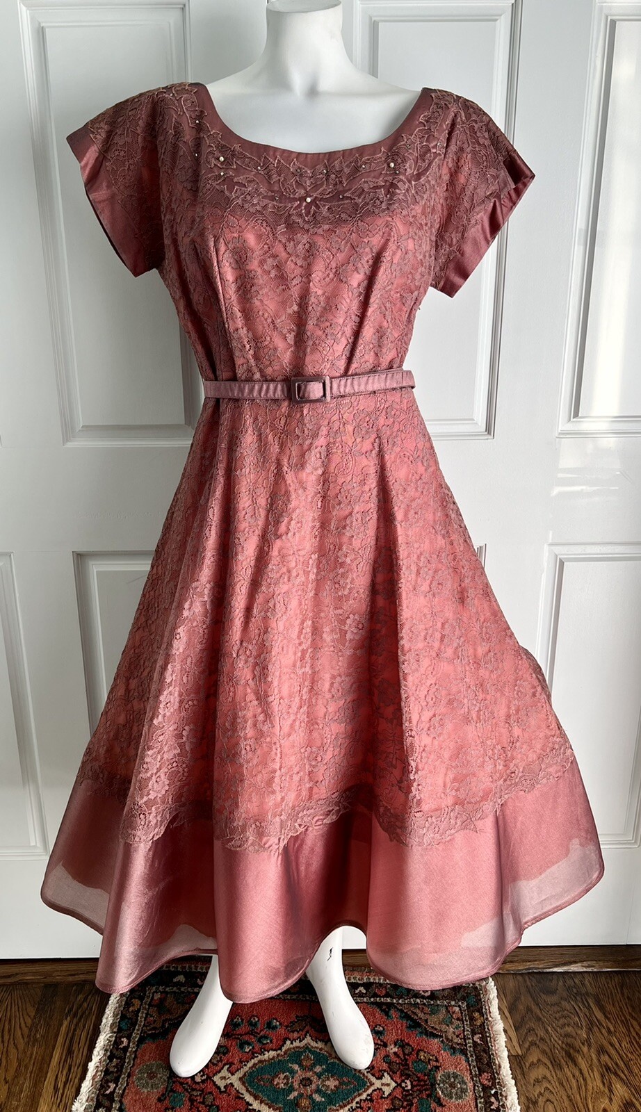 1950&rsquo;s Mauve Pink Lace Overlay Iridescent Full Flared Tulle Skirt Party Dress M