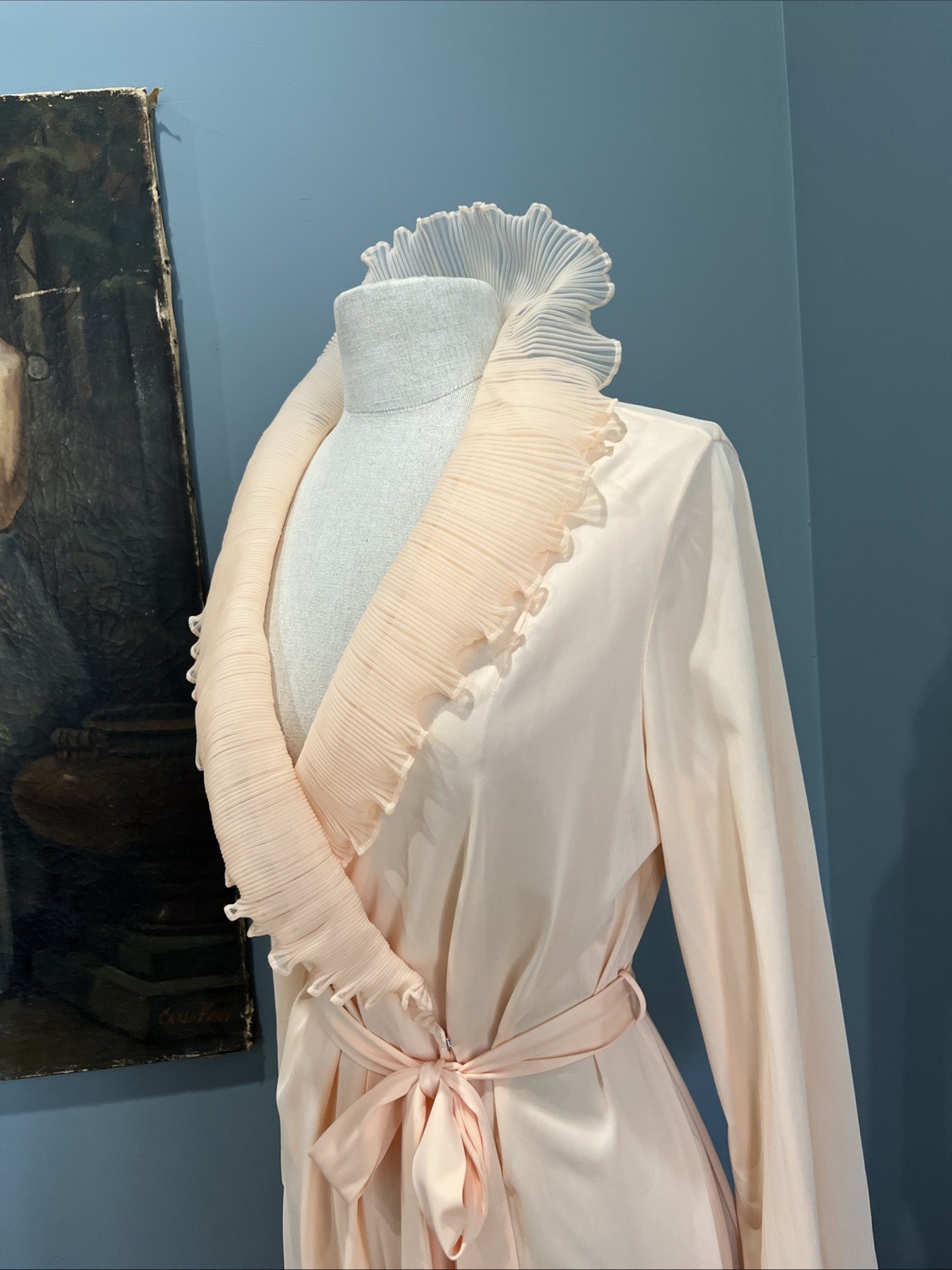 Vintage GOSSARD peach FULL LENGTH ROBE chiffon collar romantic coquette M MEDIUM