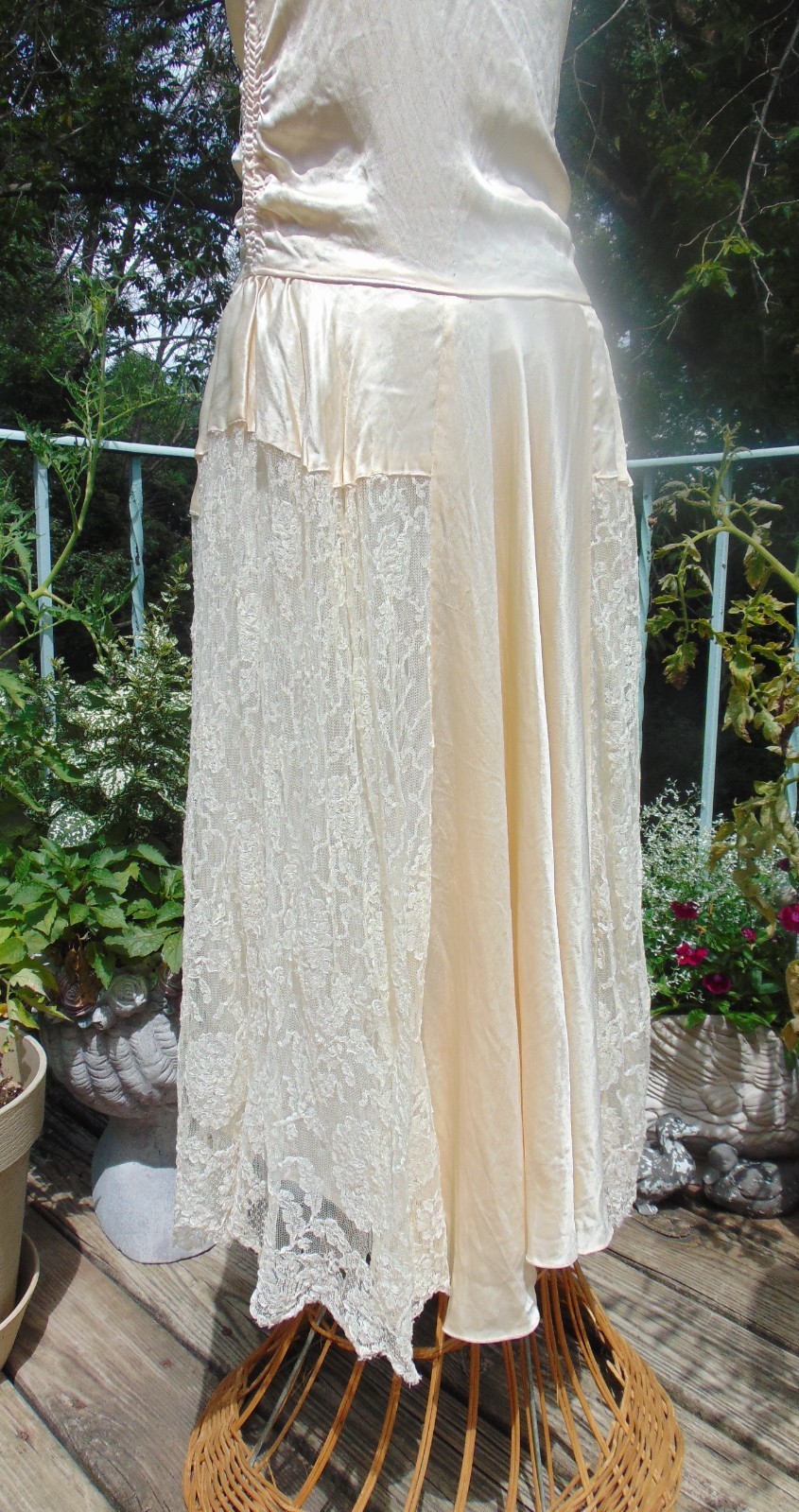 1920s Champagne Satin & Lace Robe de Style Wedding Dress AS IS