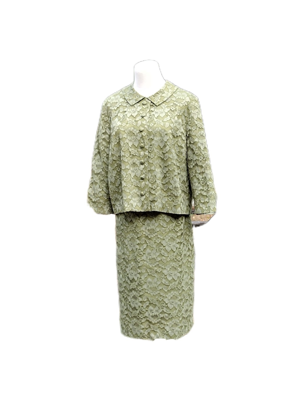 Early 60s Tigre suit Rayon acetate and nylon labeled size 20 green 60s