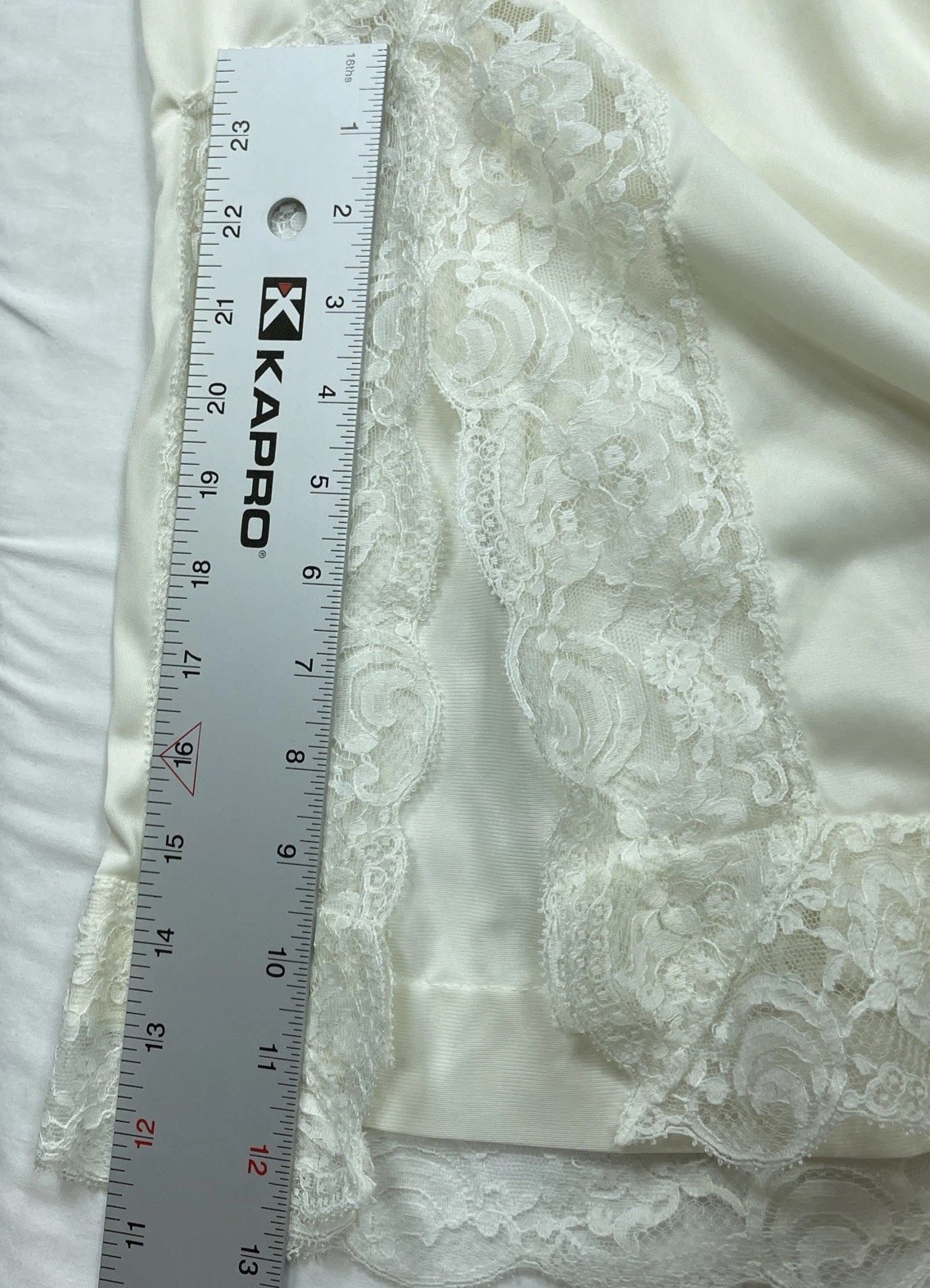 Vintage Intimates Lane Bryant Half Slip 1X Ivory 32&Prime; Long Nylon Lace 13&Prime; Slit