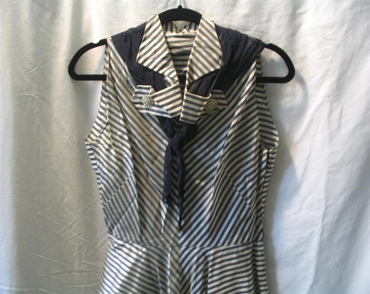 VINTAGE 1950s CUSTOM MADE GRAY & IVORY SILK STRIPED MITERED SLEEVELES DRESS ~38&Prime;