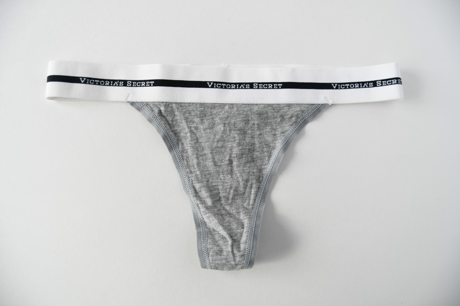 1 VTG Victoria&rsquo;s Secret 2010s Thick Logo Cotton V-String Thong Panty SMALL