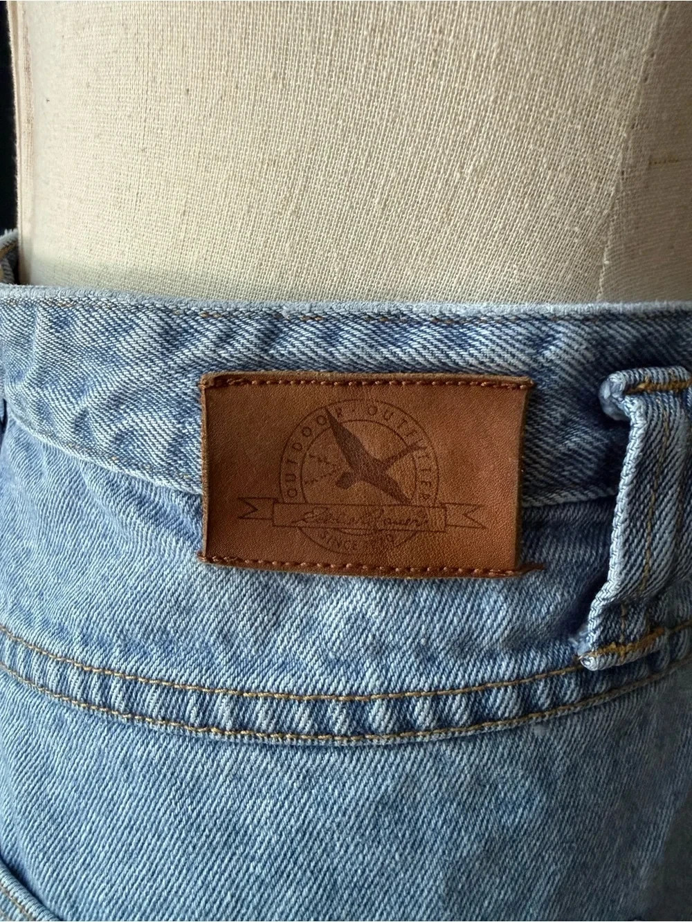 Vintage 90s Eddie Bauer Light Blue High-Waist Straight Jeans with Utility Loop