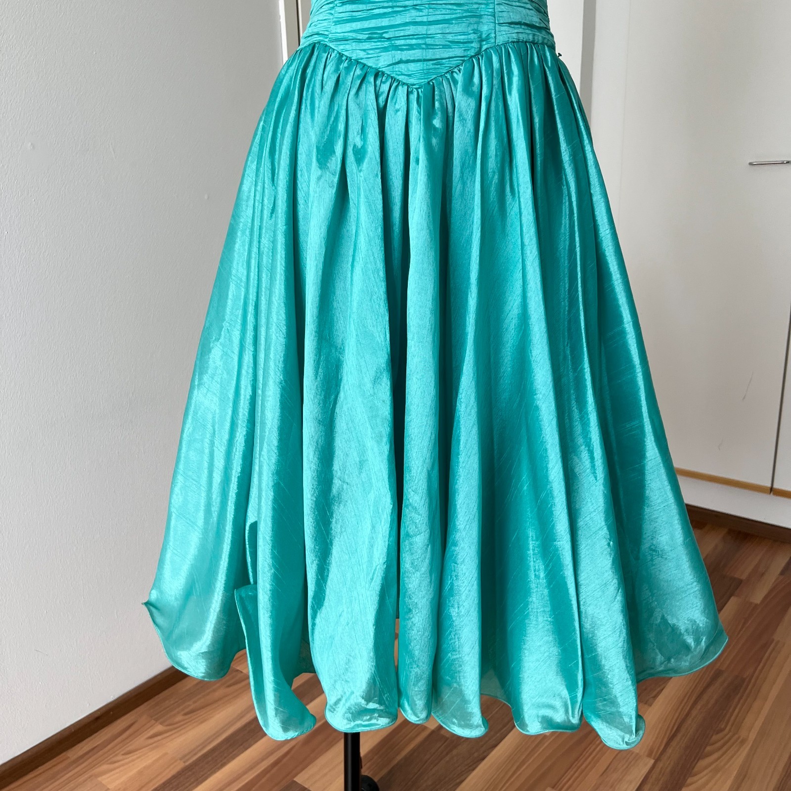 1980s Strapless Bow Back Prom Party Dress Retro Taffeta Cocktail Evening Gown