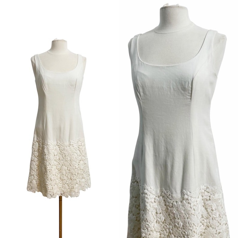 1960s Dress / 1960s Floral Lace Dress / White Dress / Size Medium – Large
