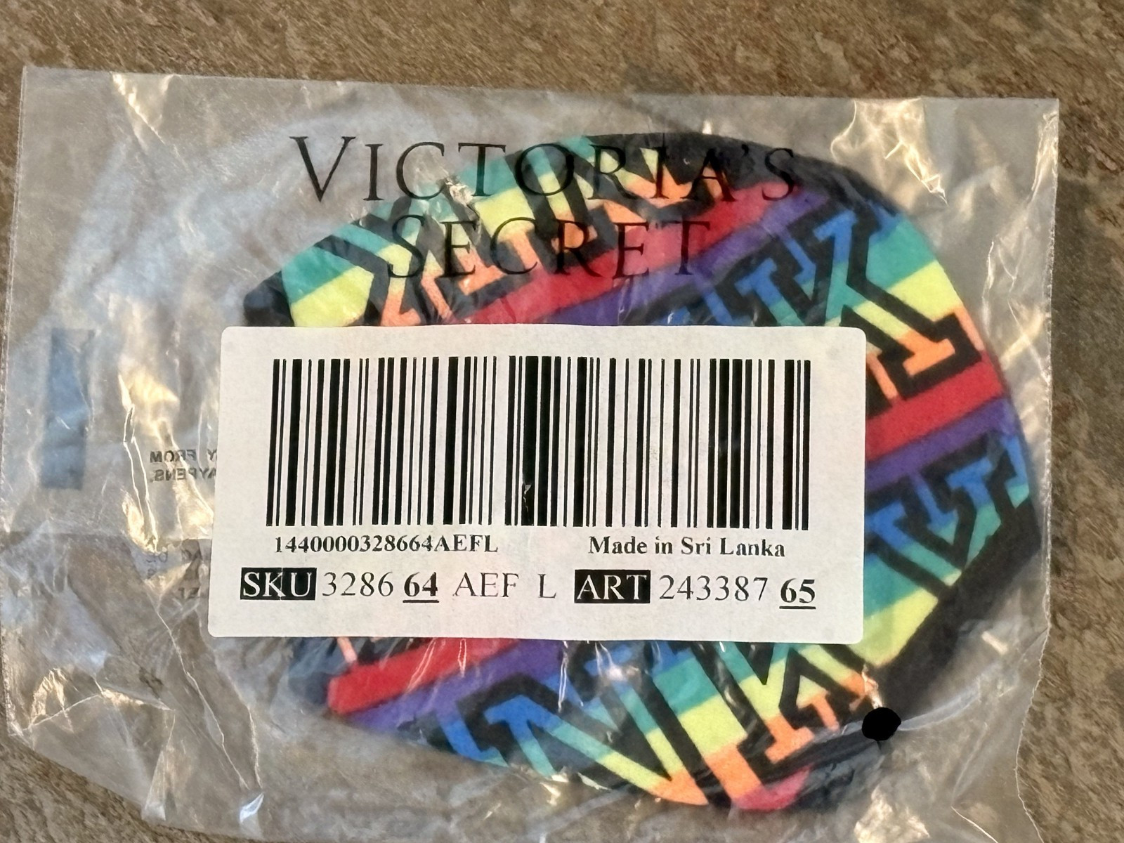PINK VICTORIA&rsquo;S SECRET Large Rainbow Design V String Thong Panties Disc&rsquo;t NWT
