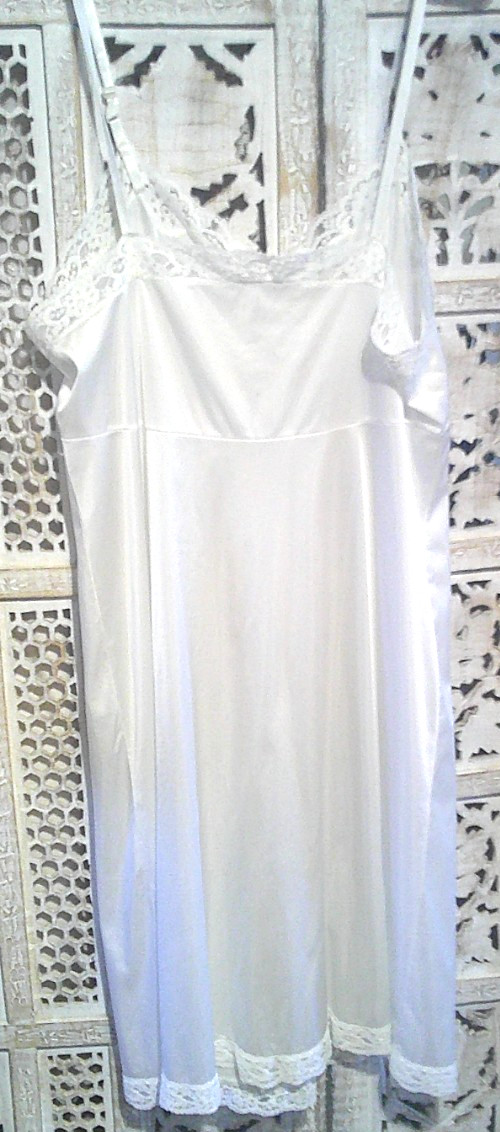 Vtg Vasserette Full Slip Womens 38F Underneath It All Lace Trim Adjustable
