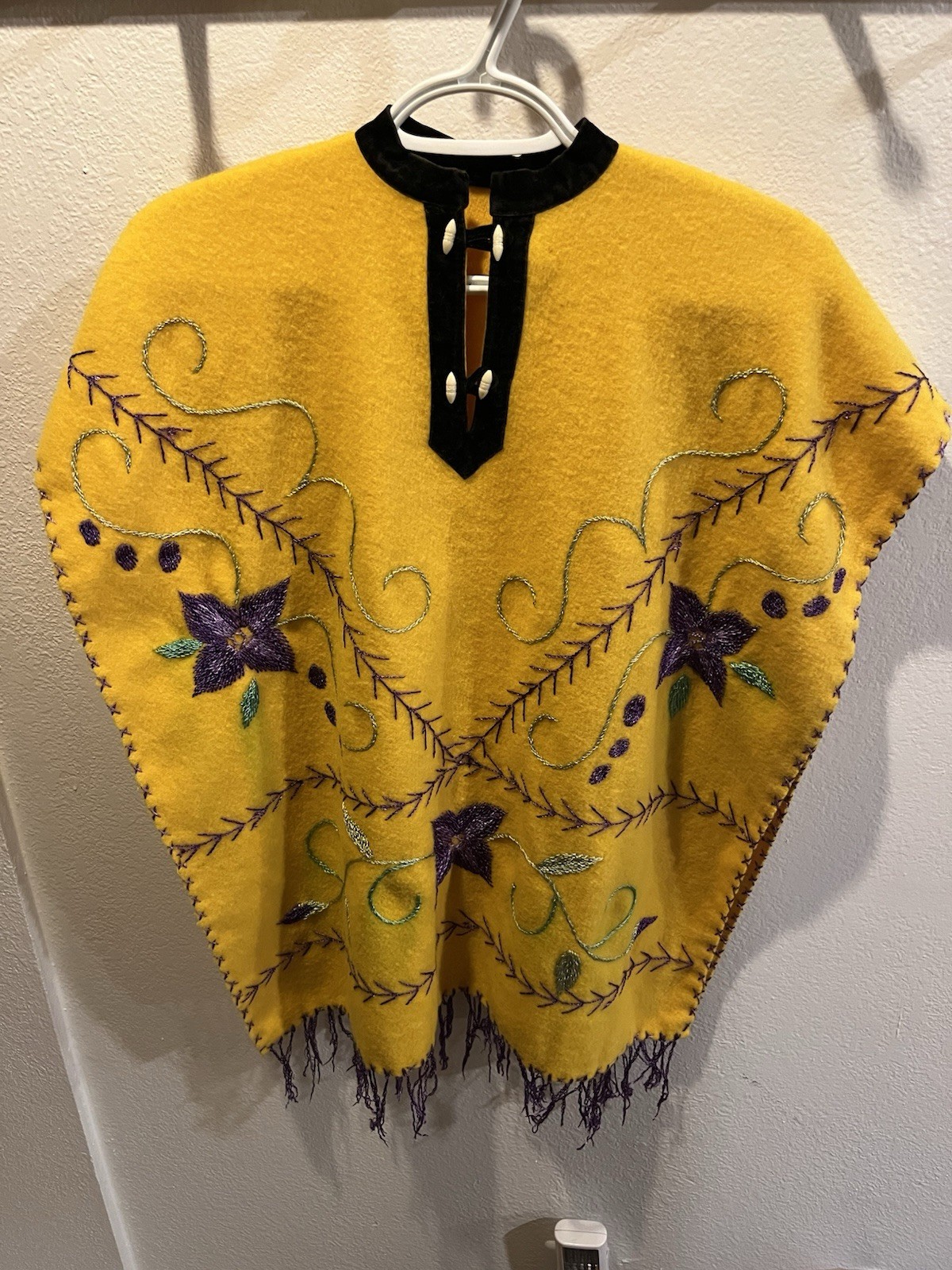 Vintage Mexican Embroidered Poncho Yellow Wool Felt 24” x 26”