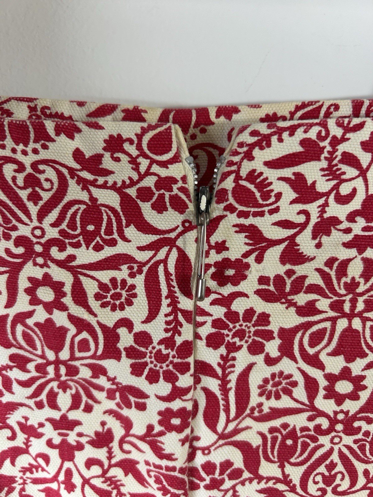 Vintage 1970’s Jumper Women’s Red Floral Sleeveless Hippy Everyday