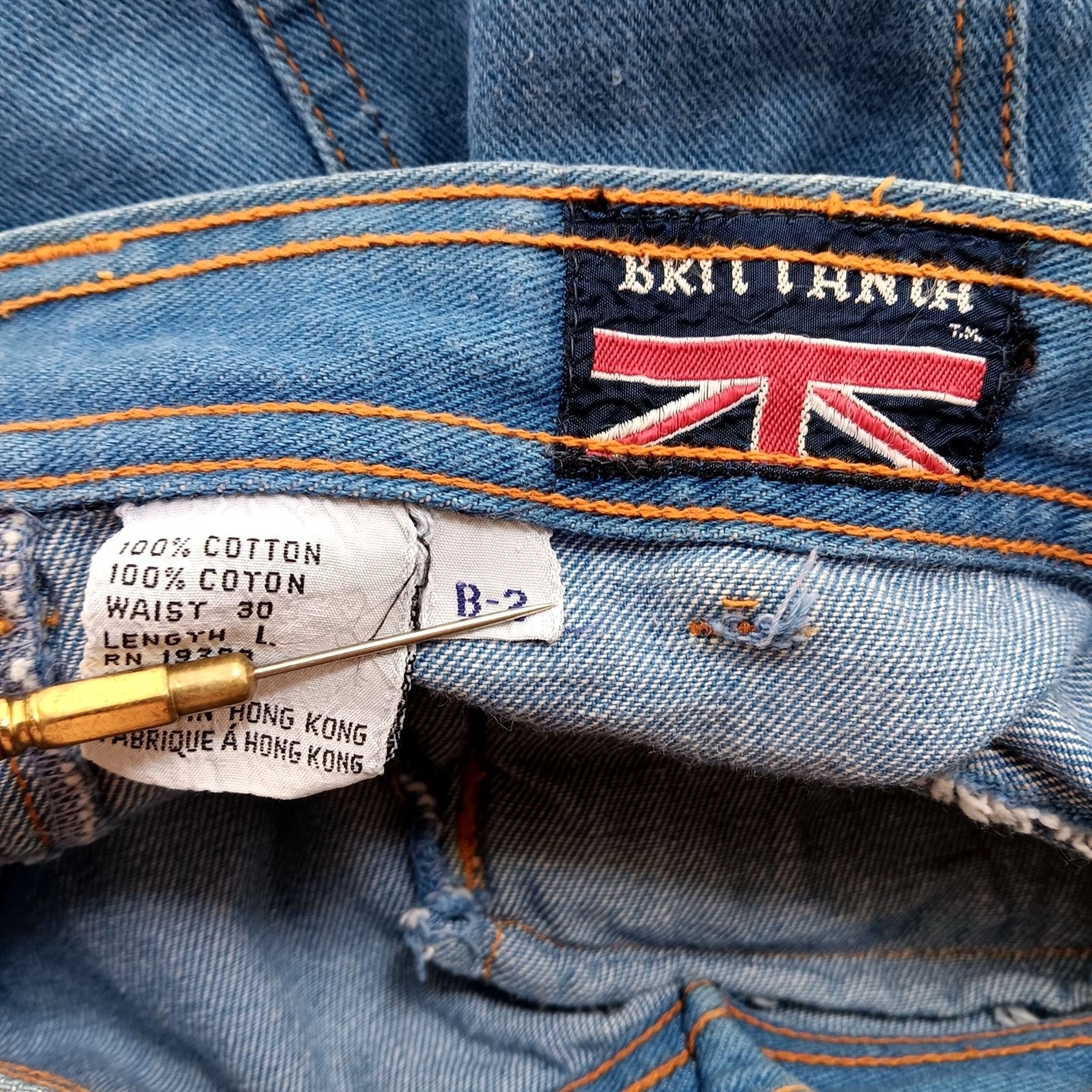 True Vintage Shorts 27&Prime; 27W 80&rsquo;s Brittania Denim High-Waisted Braided Cutoff