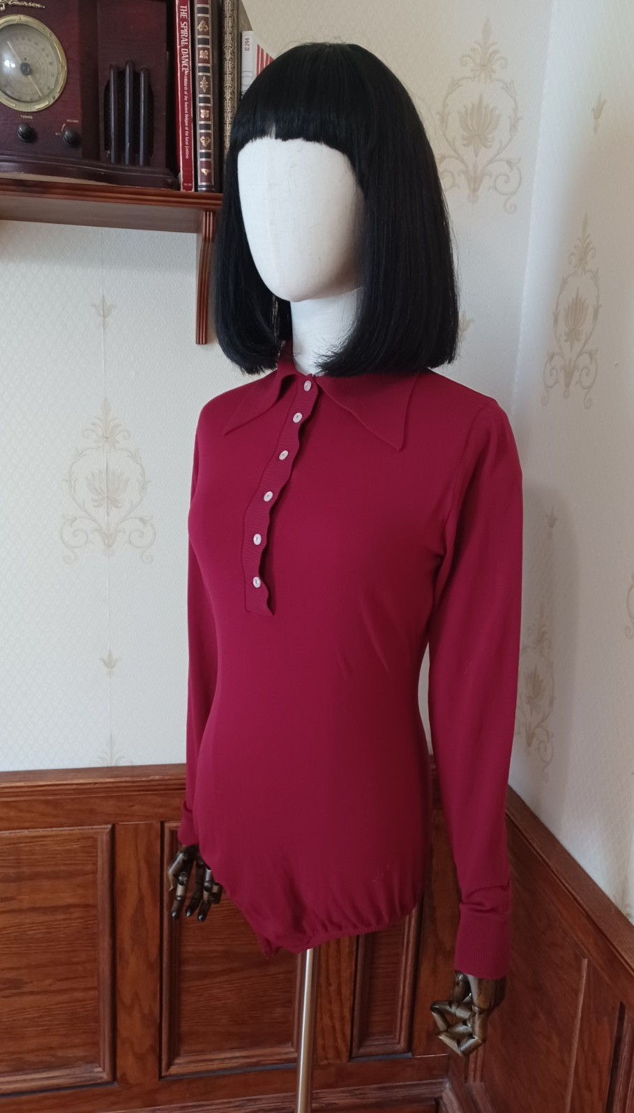 Vintage 1960s/1970s Jump Shirt Burgundy Dagger Collar Mod Hippie Bodysuit