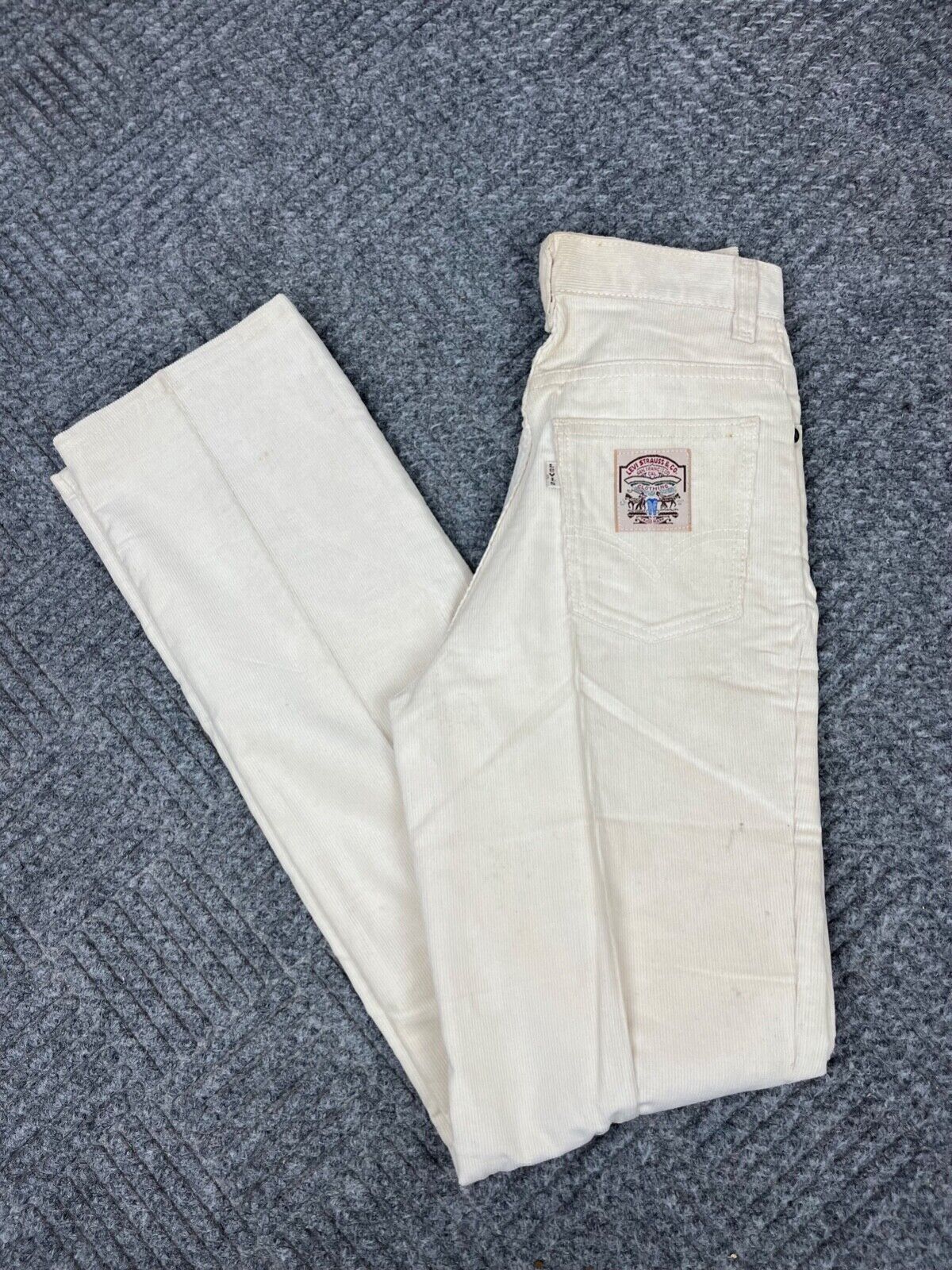Vintage 70’s Levis Corduroy Pants Womens 25×33 White Straight White Patch NWT