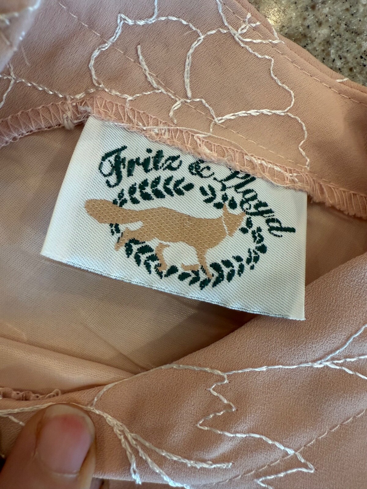 FRITZ & LLOYD Vintage Blush Pink Embroidered Short Sleeve Popover Blouse Sz 12
