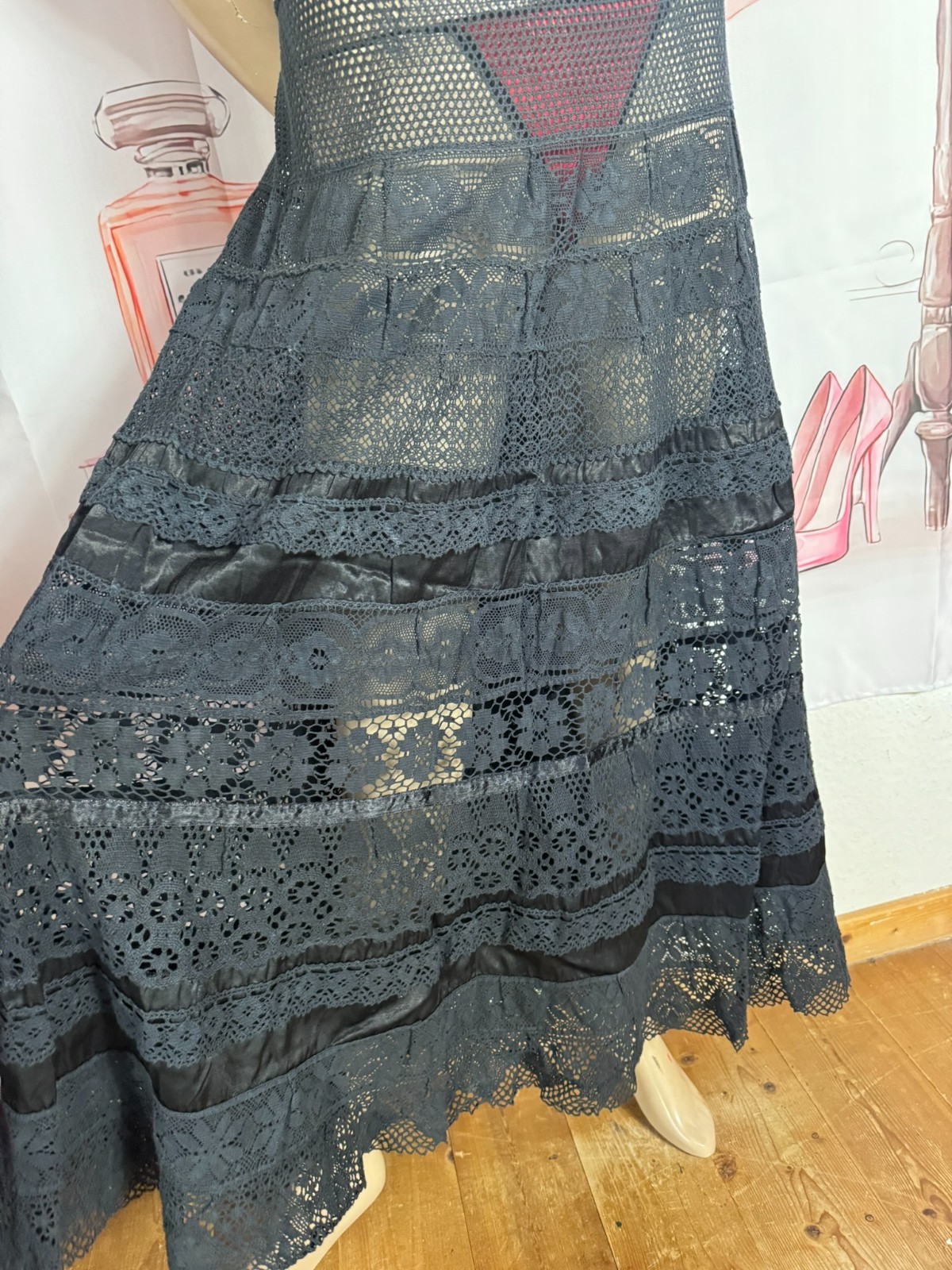 Antique Edwardian 1900 Cotton Gothic Lace Skirt Vintage 44/46