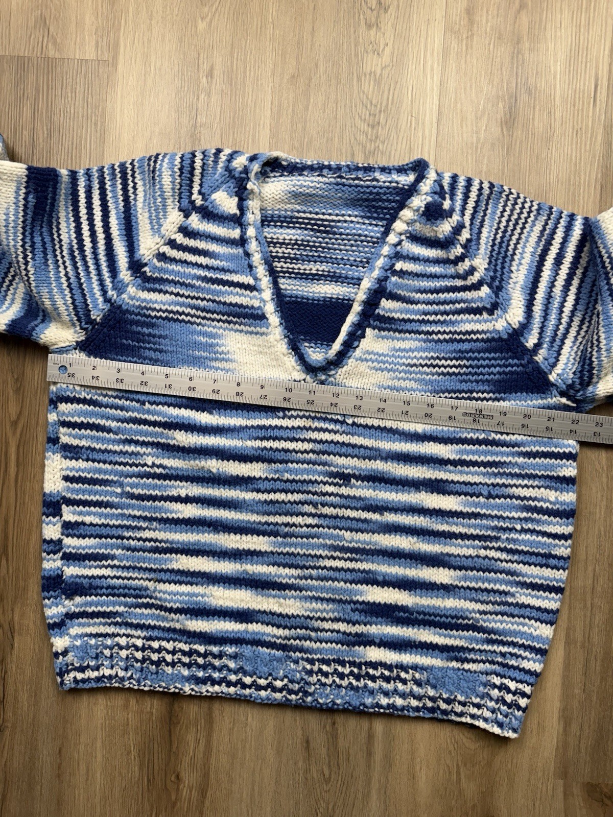 70s VINTAGE Handmade Static Striped Pullover Knit Sweater Size Small Blue Women