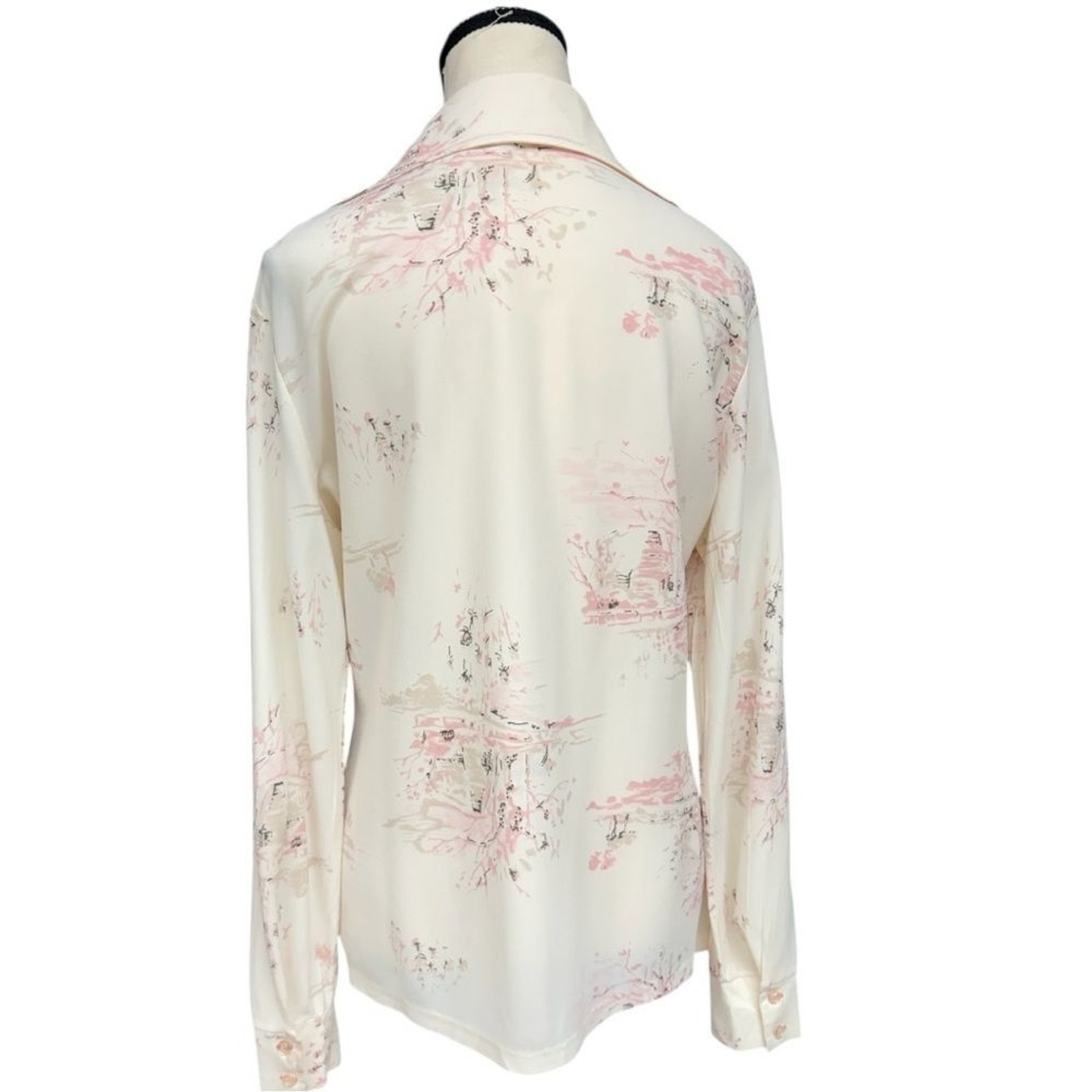 Queen Casuals Ivory Pink Abstract Print 70s Dagger Collar Button-Up Blouse