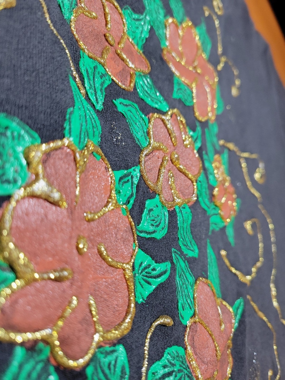 Vintage single stitched roses tshirt oneita medium