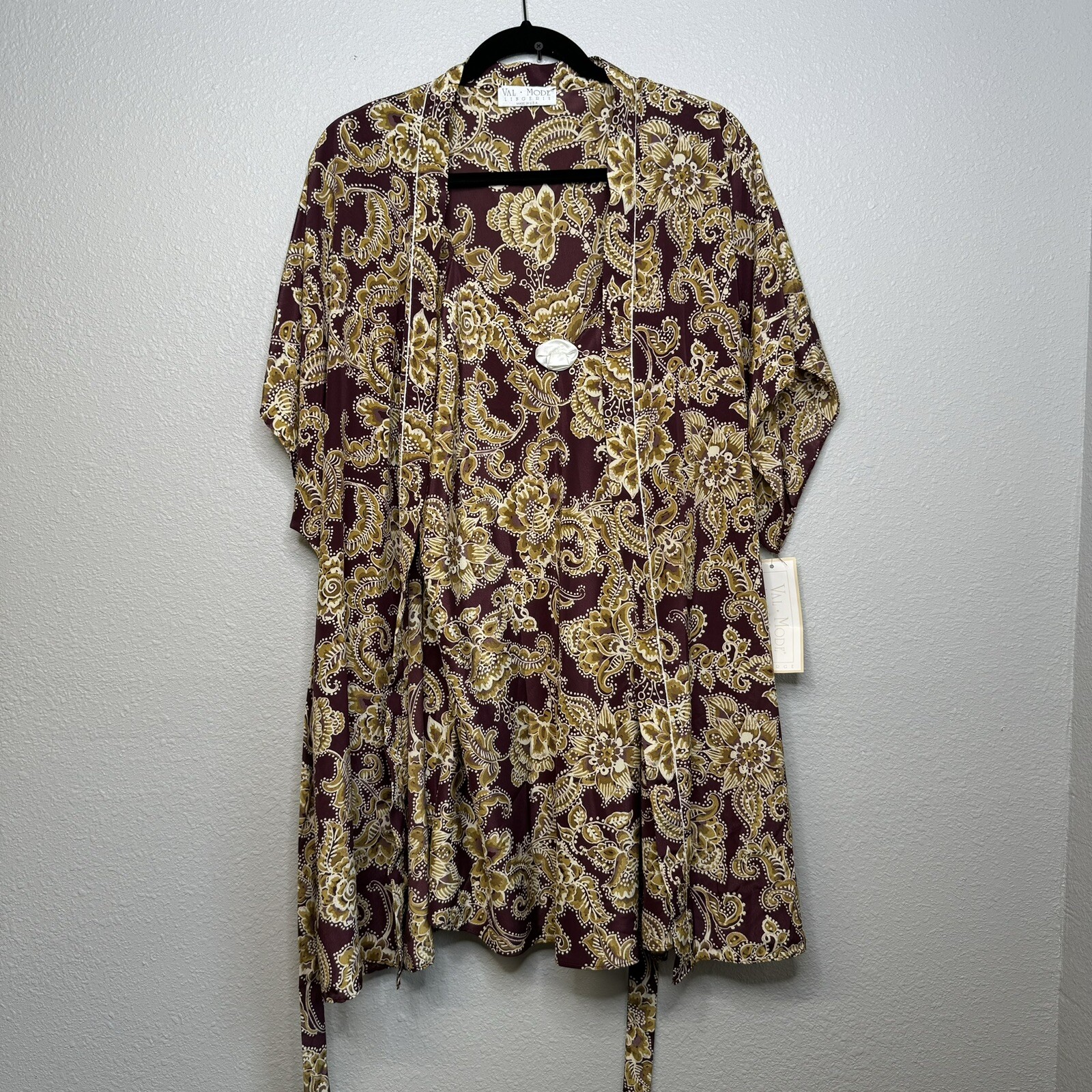 NEW Vintage Val Mode Lingerie Large Robe & Slip Gown Dress Set Paisley Print