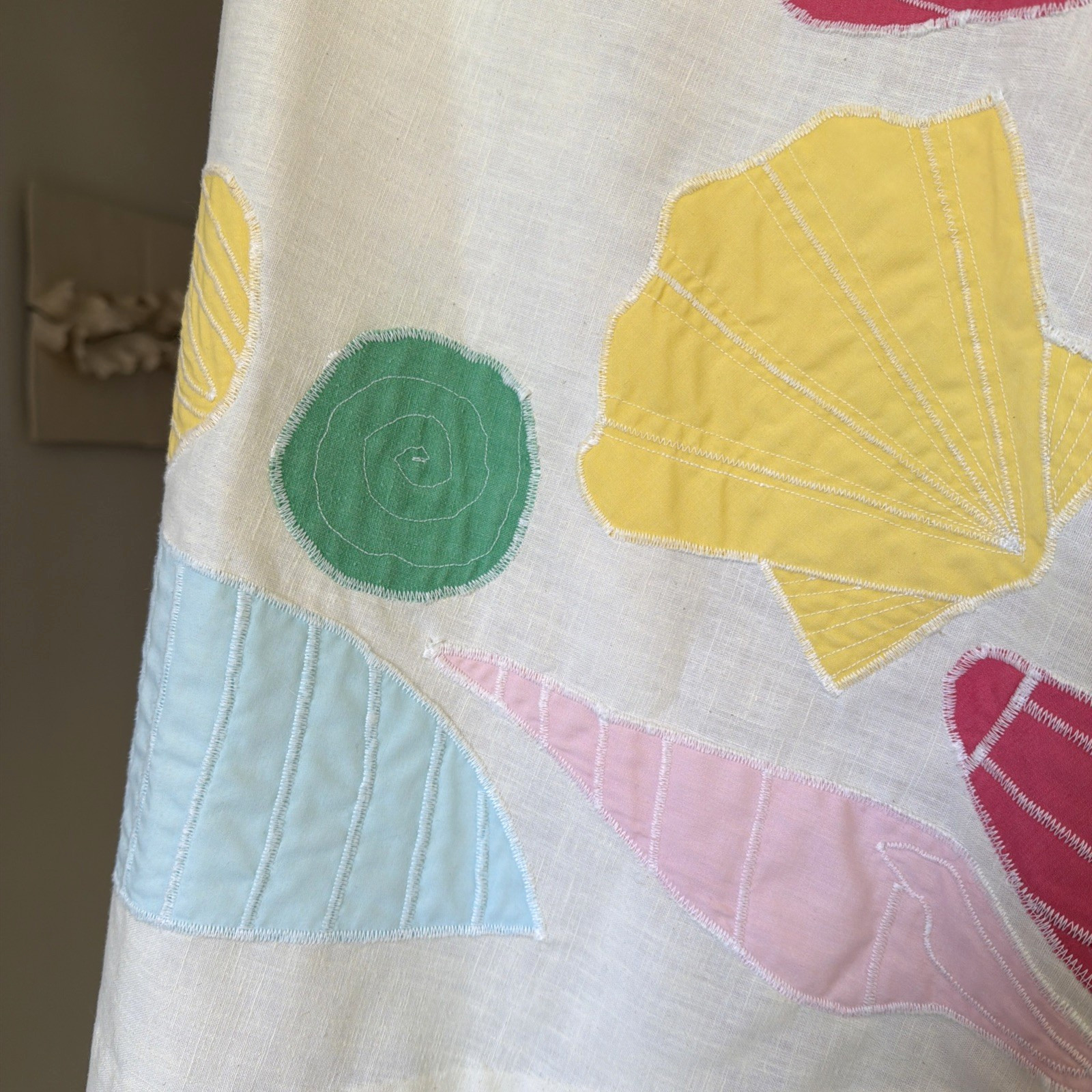 VTG 70s Pastel Seashell Applique Wrap Skirt Large Mid Century Coastal Grandma