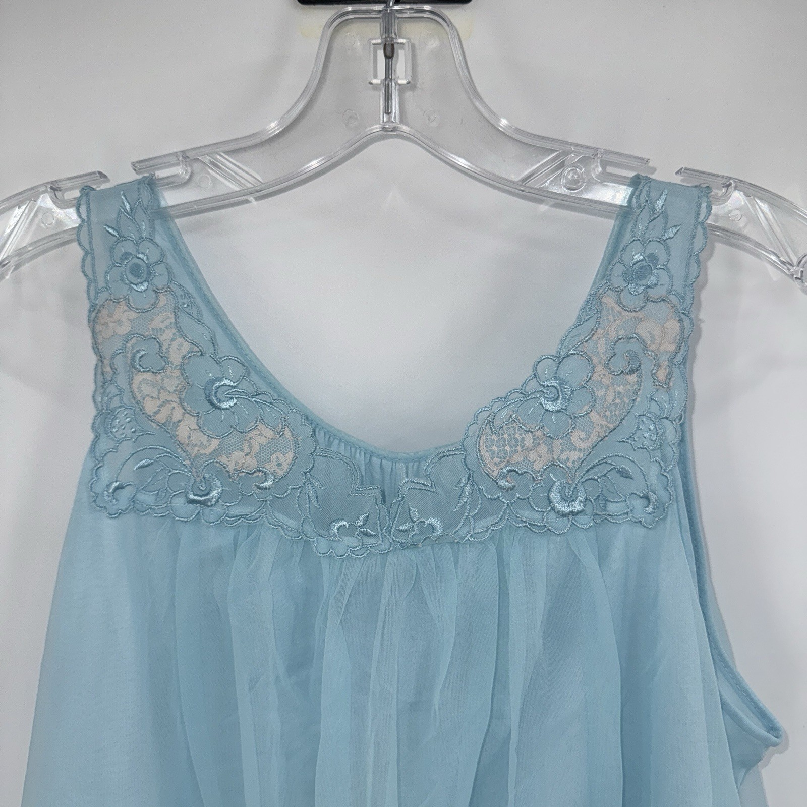 Vintage Miss Elaine Nightgown MEDIUM Light Blue Floral Style 59