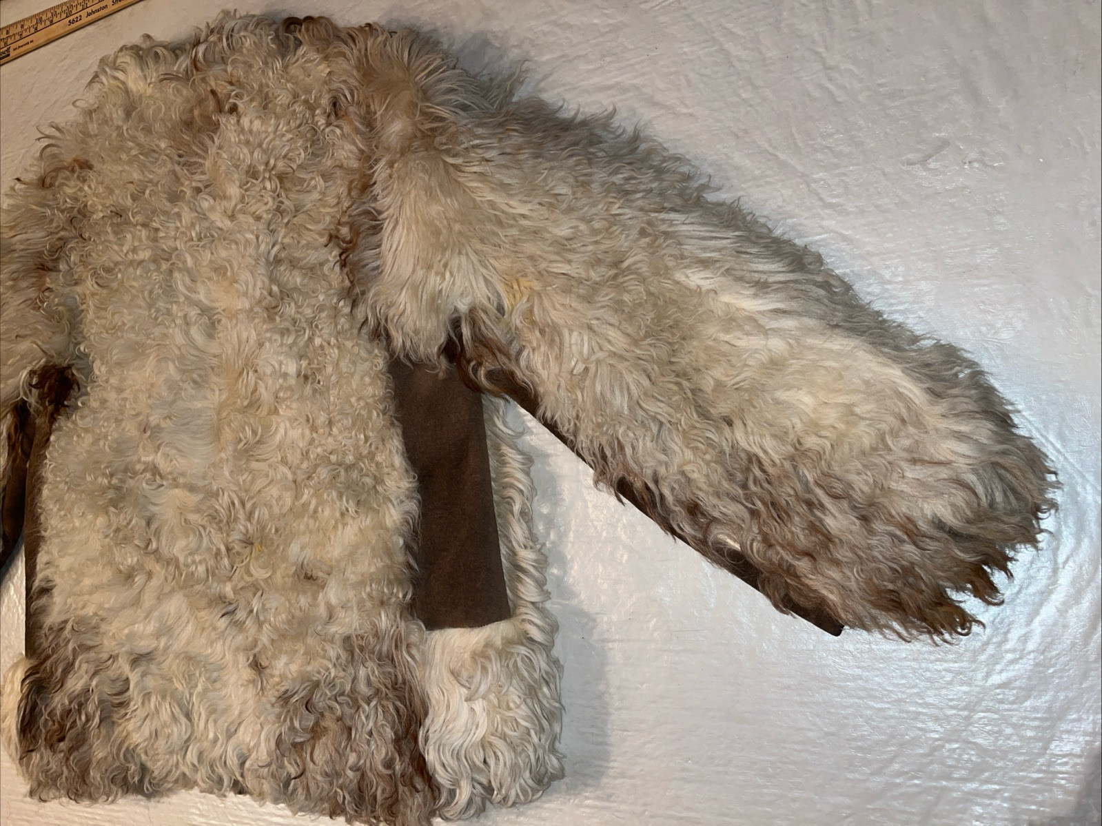 vtg MONGOLIAN SHEEPSKIN SHEARLING LAMBSKIN white fur coat SHEEP LAMB mob wife