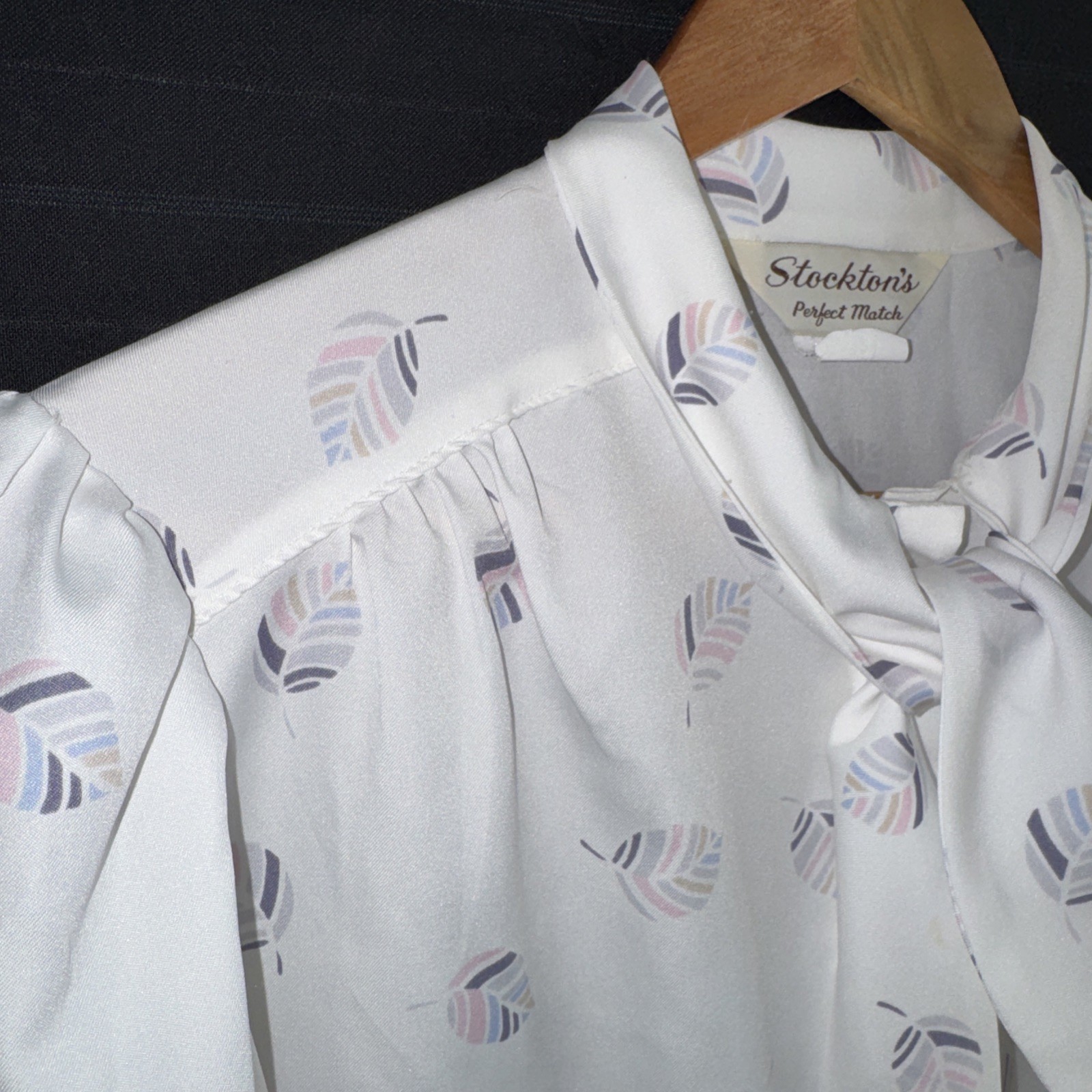 Vintage 80s Stocktons white pastel leaf printed blouse shirt pussybow tie sz 14